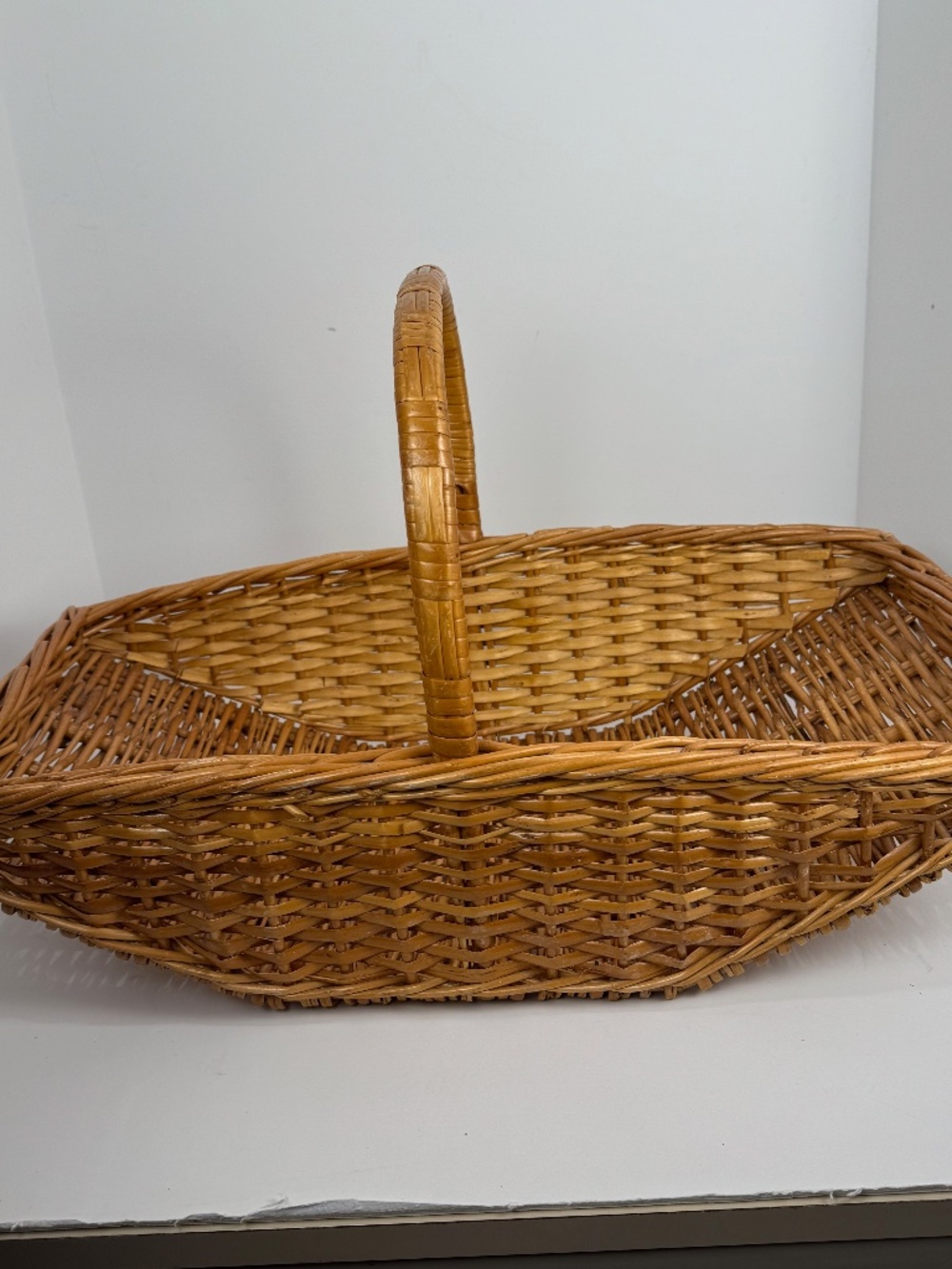 Vintage Woven English Willow/Wicker Garden Basket With Handle